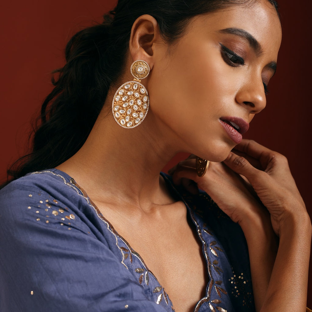 Regal Gold Stone Oval Earrings