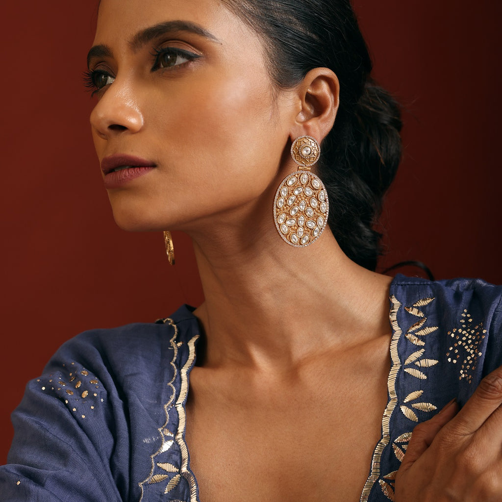 Regal Gold Stone Oval Earrings