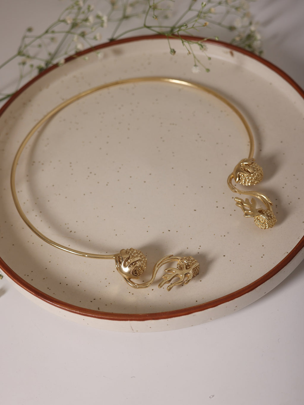 Golden Reef Open-Ended Neckpiece