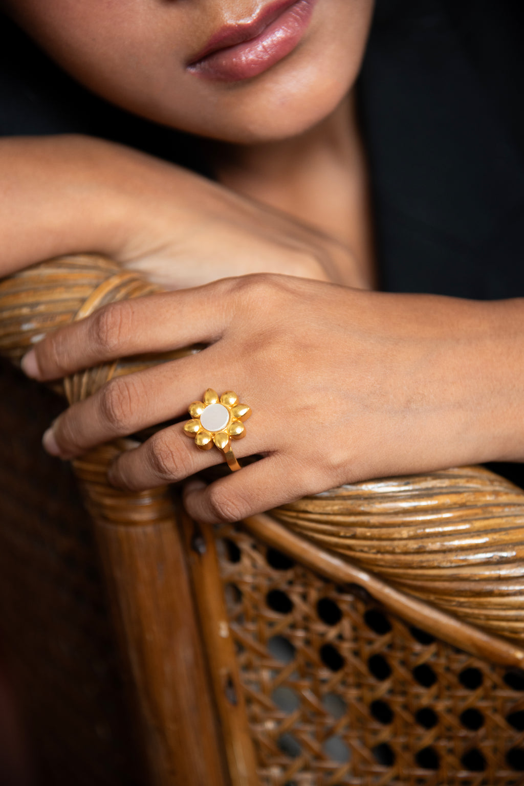 Gold Flower MOP Ring